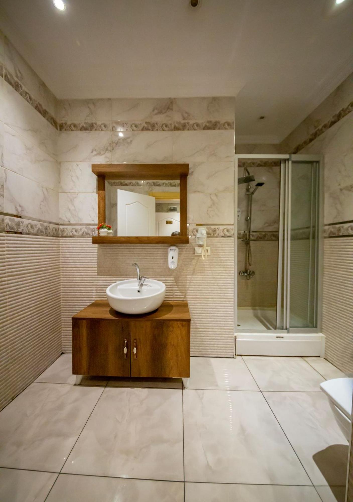 Royal Garden Suite And Hotel Stambuł Zewnętrze zdjęcie
