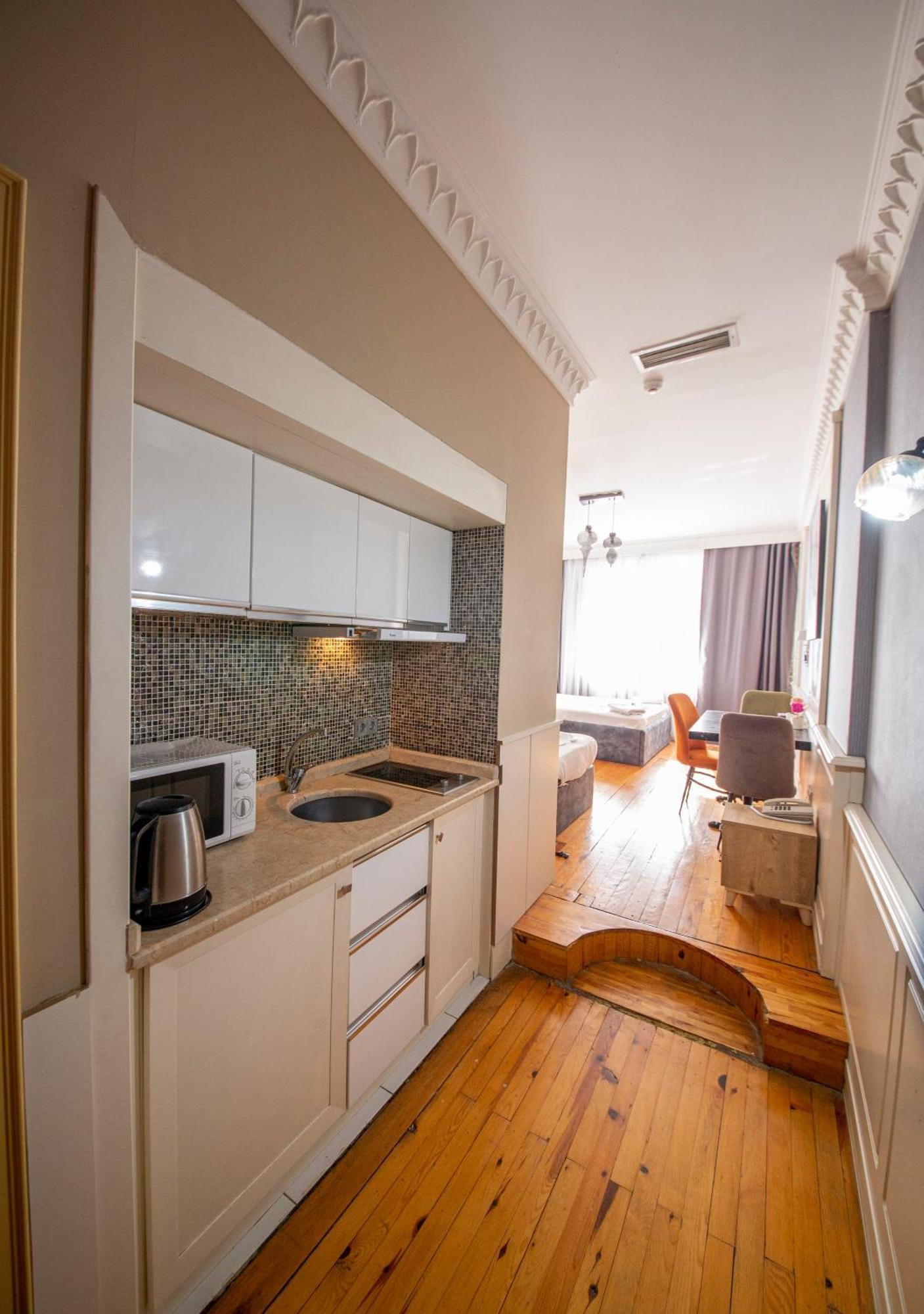 Royal Garden Suite And Hotel Stambuł Zewnętrze zdjęcie